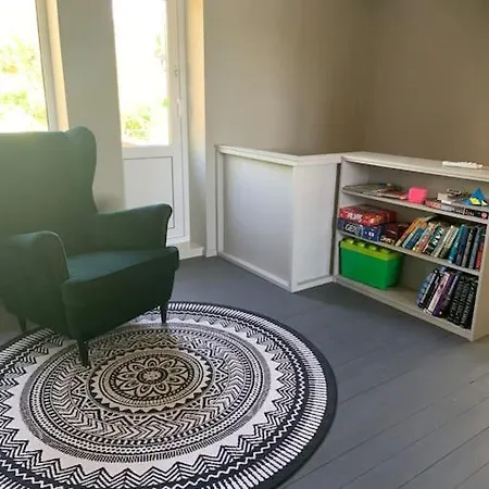 Med 4 Soverom Og Sjoutsikt Holiday home