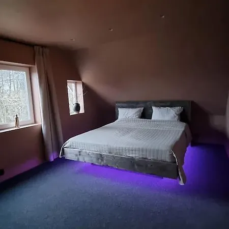 Med 4 Soverom Og Sjoutsikt Visnes