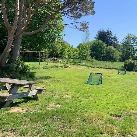 Med 4 Soverom Og Sjoutsikt Holiday home *